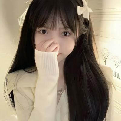 纯欲风精致女生头像