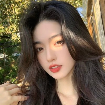 暗黑系超酷女生头像