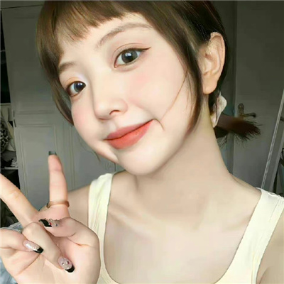 暖色系温柔美女头像