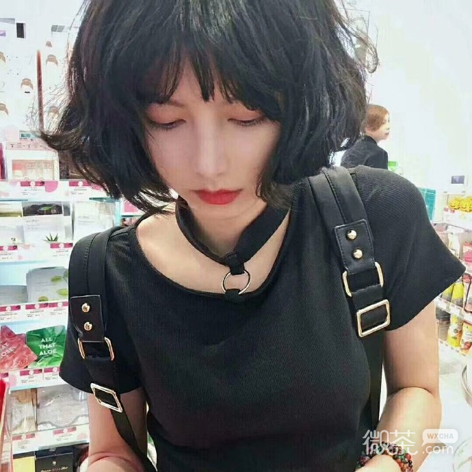 可盐可甜的百变小姐姐微信头像