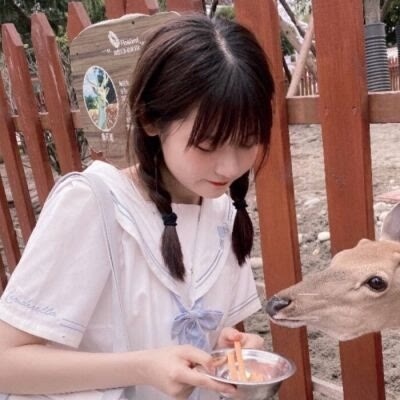 甜美范儿的闺蜜微信头像