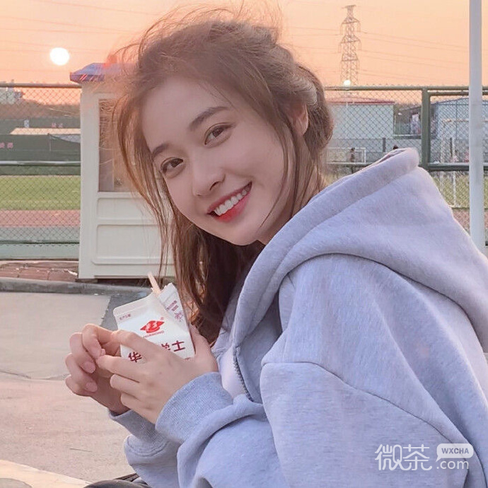 笑容甜美美美哒的女生微信头像
