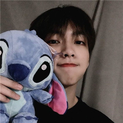 文艺而又简约的男生微信头像