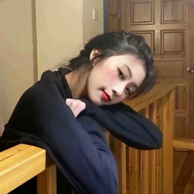 有点霸道的超拽女生微信头像