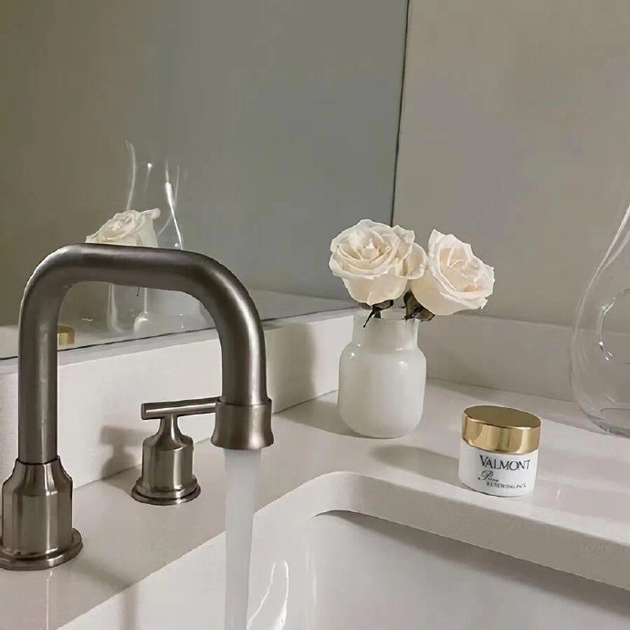 小众却很高级的微信朋友圈背景图