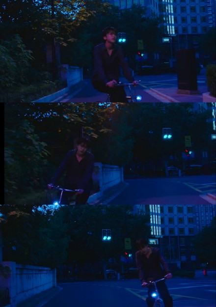 夜晚骑车帅气蔡徐坤写真微信头像