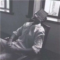 抖音热门黑白颓废时尚男生头像