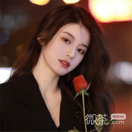 第一眼就吸引人的女生图片