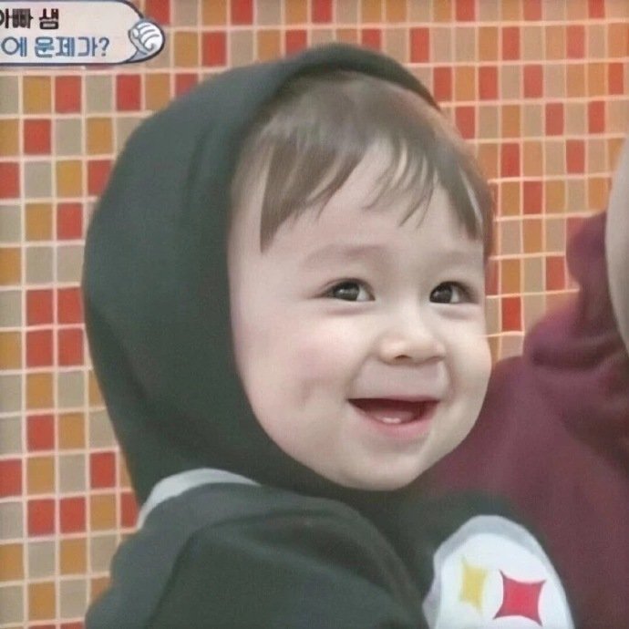 可爱又搞怪的可爱萌娃微信头像