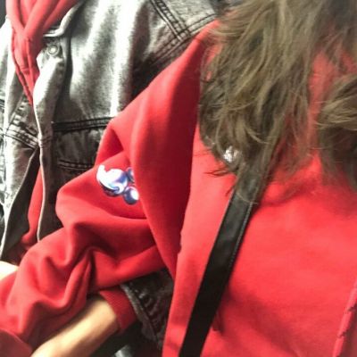 不露脸的情侣头像