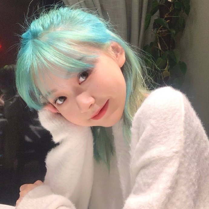 复古甜美女生微信头像