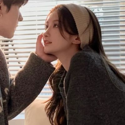 高清又浪漫的超甜情侣头像