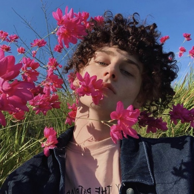 帅气潇洒欧美男生微信头像