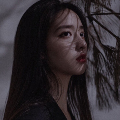 酷拽有个性的女生微信头像