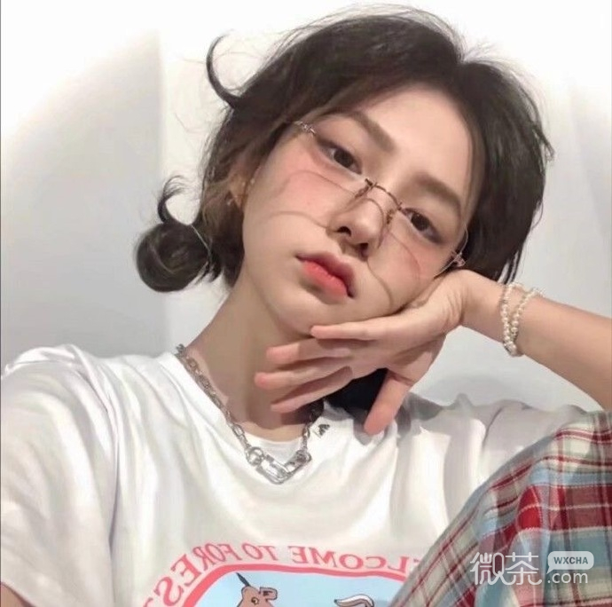 超火的高颜值美女微信头像