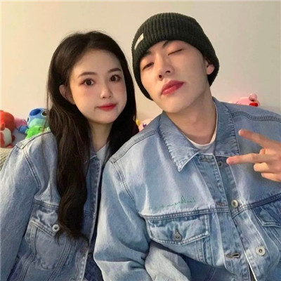 学院风情侣头像