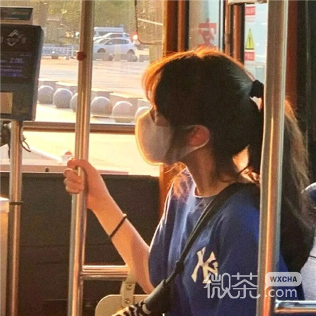 很潮又很好看的美女背景