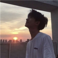 帅气抖音阳光简单男生微信头像