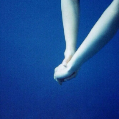 蓝色系清冷又好看的个性微信头像