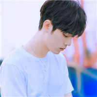 干净小清新男生头像