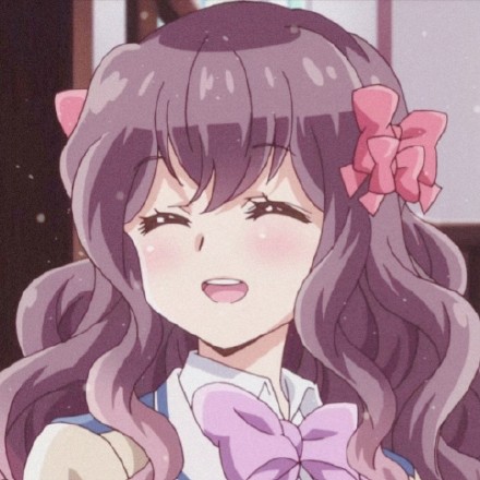 《如果折断她的旗》魔法泽茜微信头像