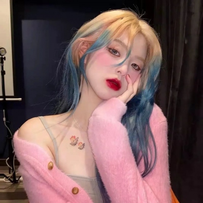 酷拽的霸气高颜值女生微信头像