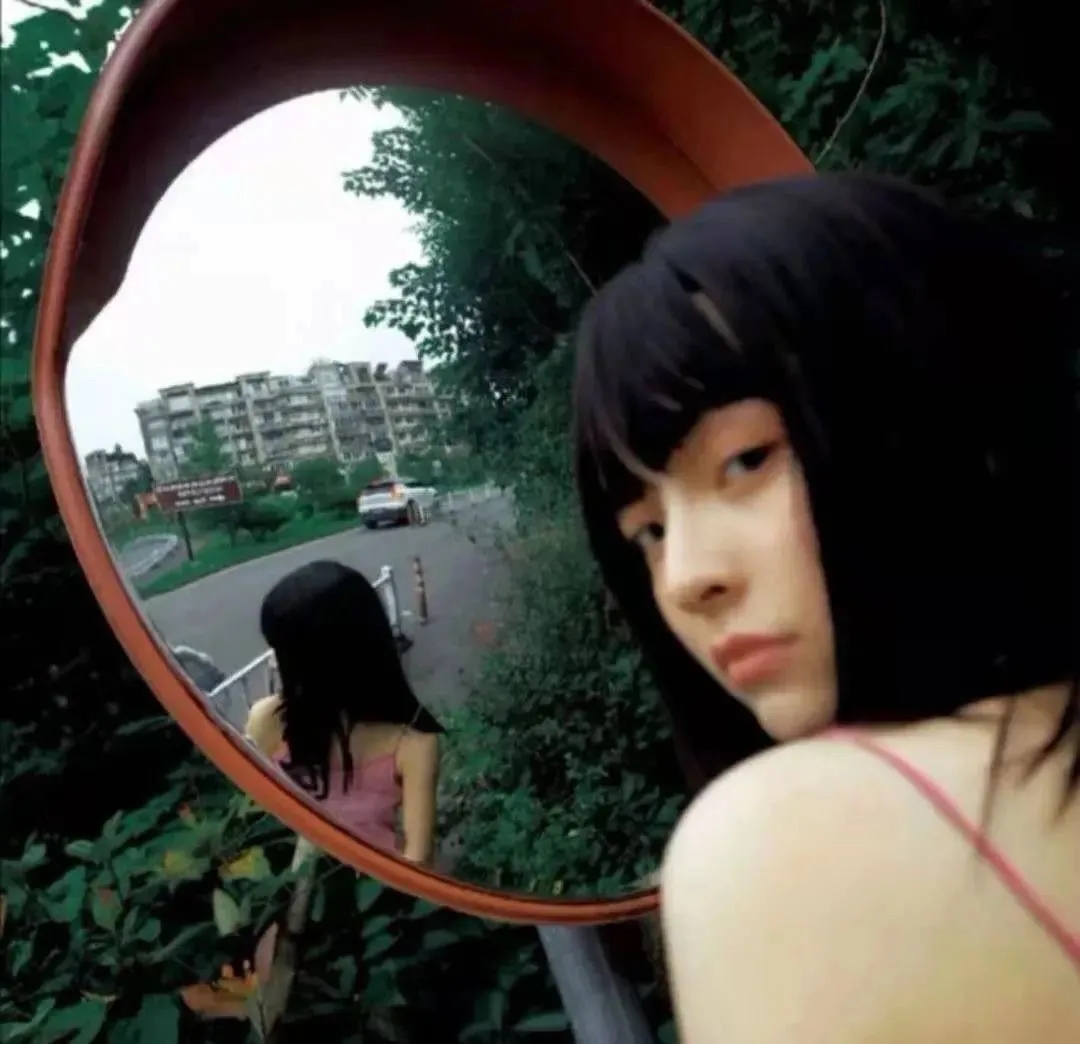 02.10抖音最火头像