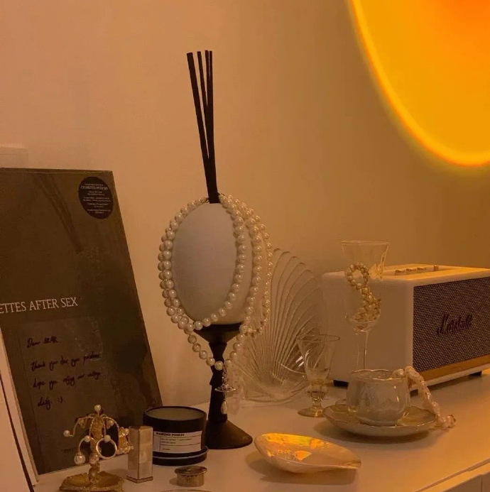 小众却很高级的微信朋友圈背景图