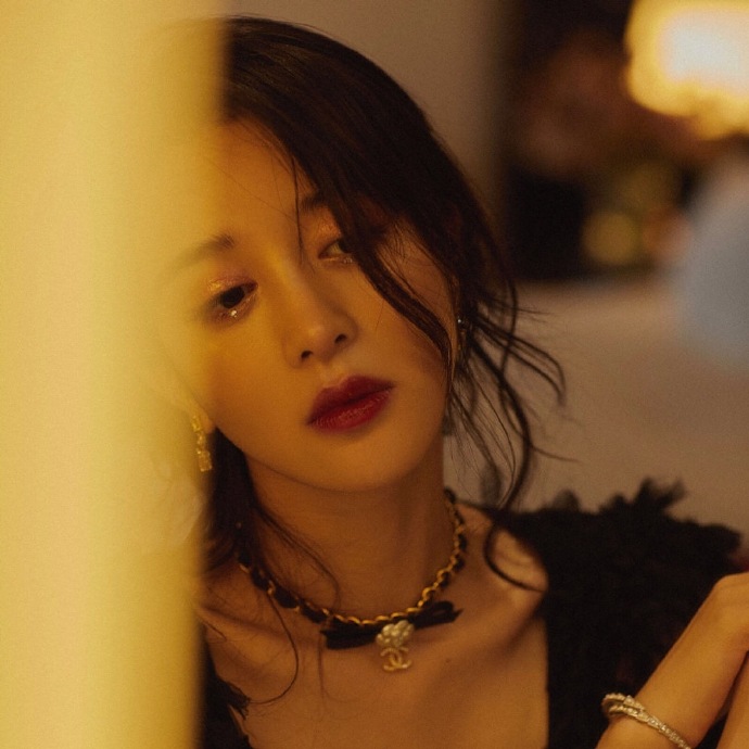 精致复古可爱的女生微信头像