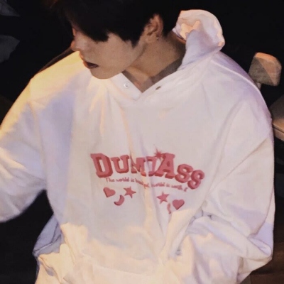 文艺范的真人帅气男生微信头像