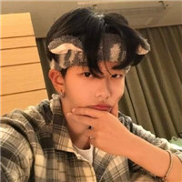 阳光软萌帅气男生头像