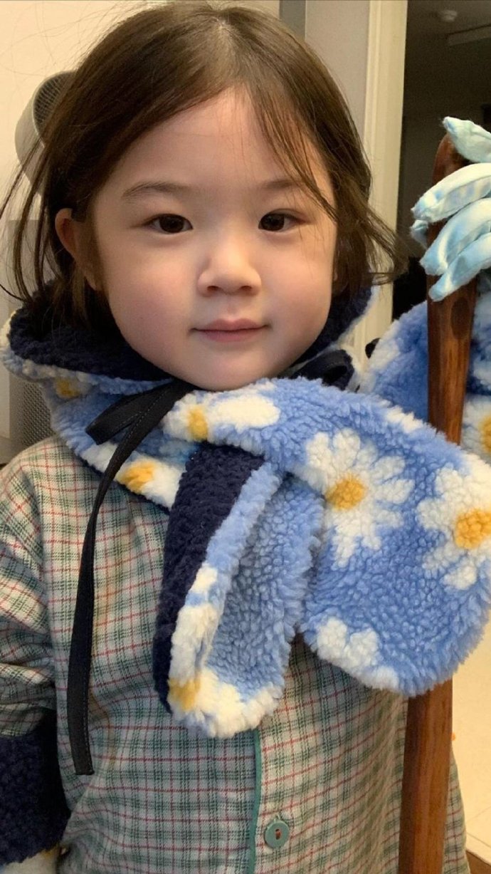 人类幼崽的可爱呆萌微信头像