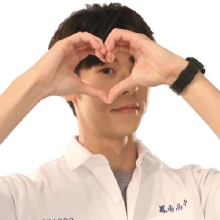 帅气男孩都用的微信头像