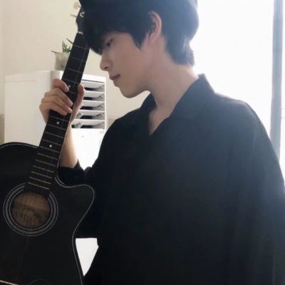 很酷痞帅的真人男生微信头像