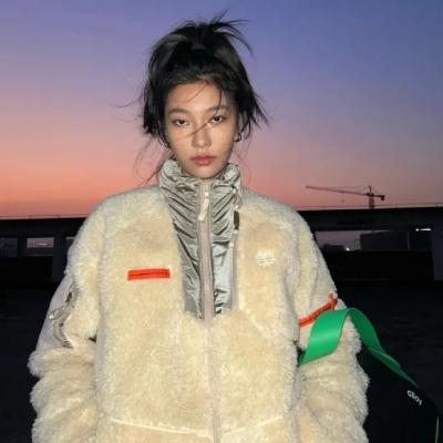 不被定义的魅力女生头像