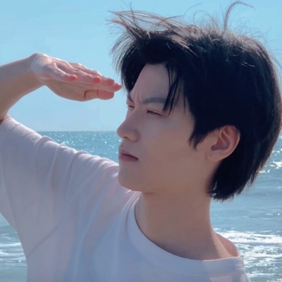 潮流气质阳光真人男生头像