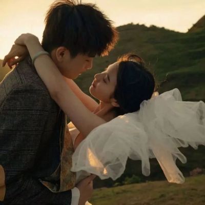 真人情侣幸福头像