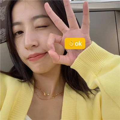 孩周雨彤气质头像