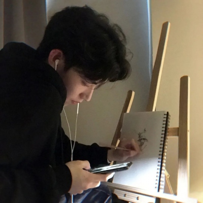 看着舒心的阳光干净男生微信头像