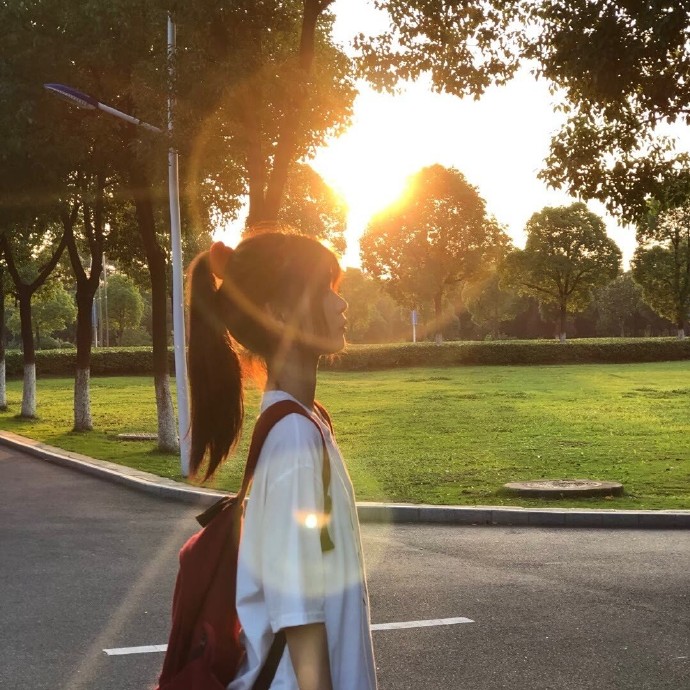 简单可爱的闺蜜微信头像