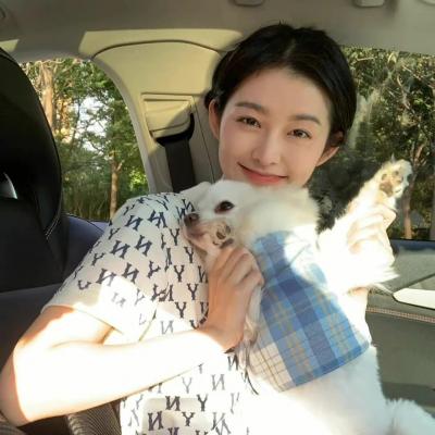 超洋气的女生精致头像