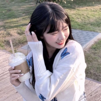 干净不俗气的清新可爱女生头像
