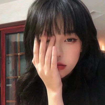 个性时尚的女生头像