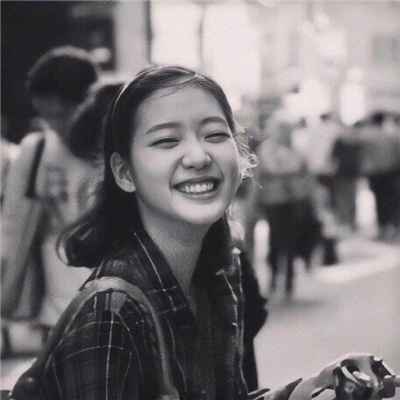 娇憨少女金高银头像