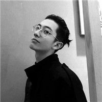 超酷的简单帅气黑白男生微信头像