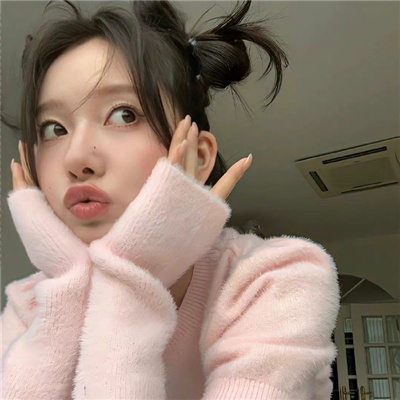 暖色系温柔美女头像