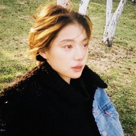 靓女姐姐微信头像