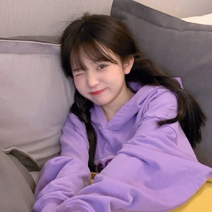 精致复古可爱的女生微信头像