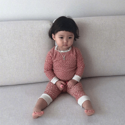 宅家罗熙可可爱爱的慵懒头像