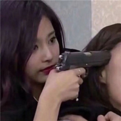 A到爆的沙雕姐妹微信头像